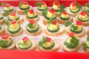 Aperitiv cu casute