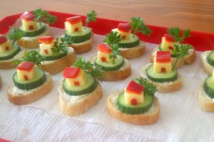 Aperitiv cu casute