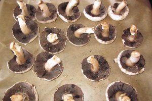 Ciuperci brune la cuptor