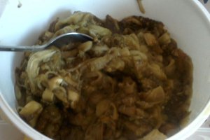 Aperitiv cu rosii si crema de vinete