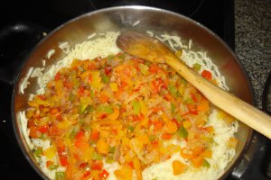 Orez basmati cu ardei colorati