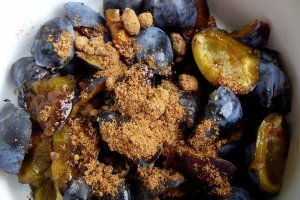 Tarta rustica cu prune