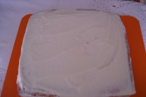Prajitura cu crema de branza