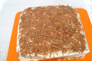 Prajitura cu crema de branza