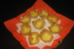 Cosulete cu branza si cascaval