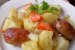 Cartofi cu carnati la cuptor-2