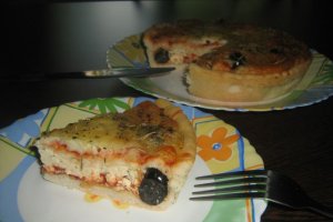 Tarta cu branzeturi la cuptor