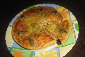Tarta cu branzeturi la cuptor