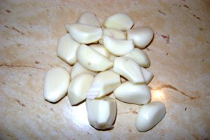 Salata de vinete cu ceapa si usturoi