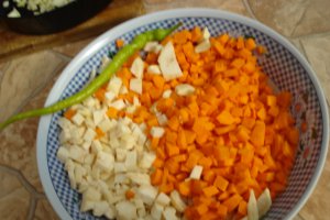 Ciorba de fasole uscata cu carnat afumat