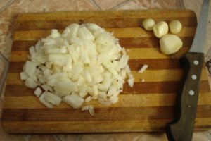 Ciorba de fasole uscata cu carnat afumat