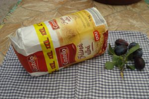 Ciorba de fasole uscata cu carnat afumat
