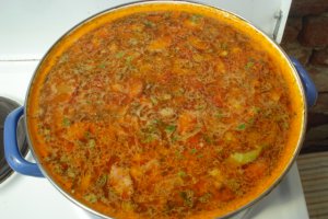 Ciorba de fasole uscata cu carnat afumat