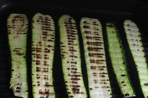 Zucchini cu usturoi si patrunjel