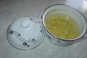 Cotlet de manzat cu sos de legume (in vin)