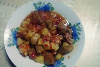 Tocanita de porc cu legume