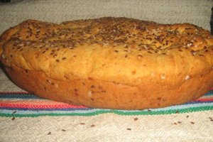 Paine cu ardei si branza Delaco