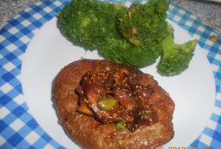 Cotlet de porc cu chutney de smochine