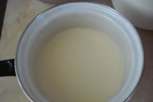 Budinca de capsuni si ciocolata