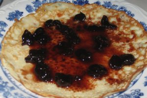 Clatite cu dulceturi