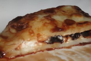 Clatite cu dulceata de visine si Ceva Fin