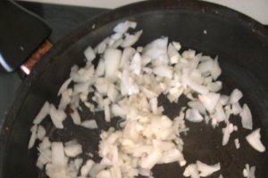 Orez cu ciocanele si sos de ciuperci