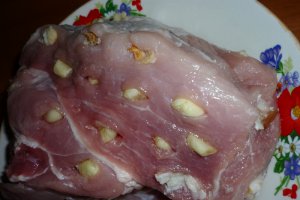 Pulpa de porc impanata cu usturoi si afumatura