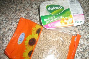 Snack cu Ceva Fin si seminte de floarea soarelui