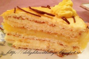 Tort  Dukan cu lemon curd si crema de vanilie