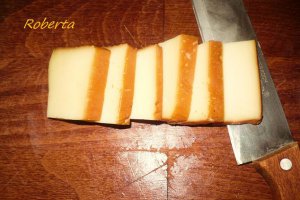 Cascaval in crusta de alune la cuptor