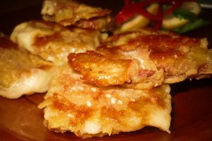 Cascaval in crusta de alune la cuptor