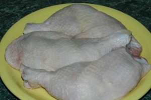 Pulpe de pui prajite in ceaun