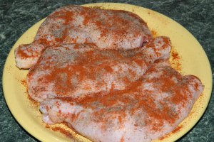 Pulpe de pui prajite in ceaun