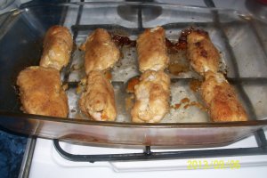 Rulouri de pui cu "Ceva fin"