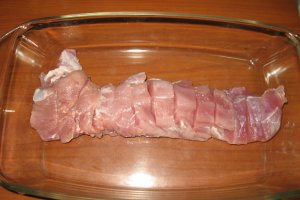 Muschiulet de porc la cuptor, cu legume si mirodenii