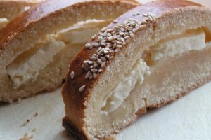 Porc fals umplut cu branza