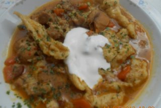 Gulas de pui reteta de tocanita simpla si  delicioasa