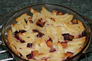 Budinca de paste cu branza si prune