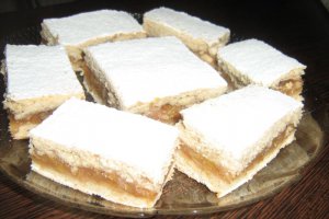 Prajitura cu mere