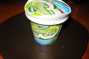 Crema cu branza Ceva fin  si zmeura