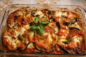 Vinete la cuptor cu mozzarella si cascaval