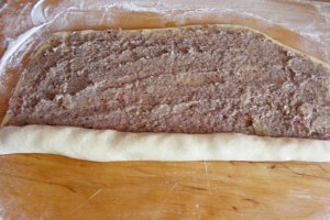 Melcisori cu nuca si piersici