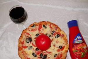 Pizza meditaraneana