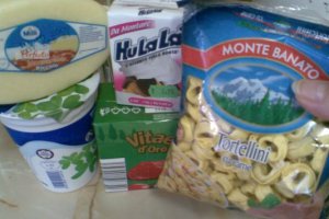 Tortellinni cu carne si sos de rosii