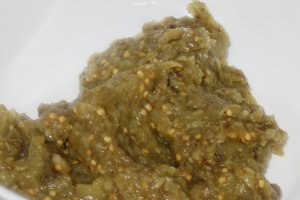 Salata de vinete cu ceapa si usturoi