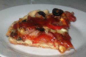 Pizza cu cabanos
