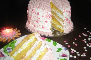Tort cu frisca