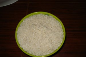 Orez cu gratar din piept de pui marinat