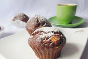 Muffins cu cacao si branza