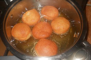 Gogosi pufoase